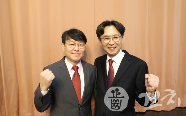 양성현 회장후보(왼쪽)와 김영준 부회장후보